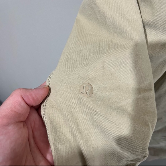 Lululemon Joggers Beige size 2 - Picture 4 of 5